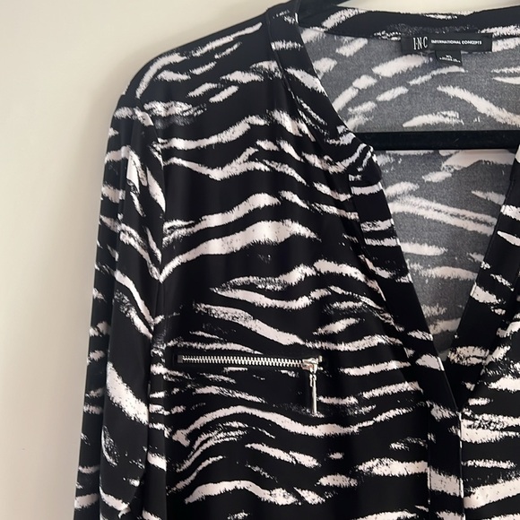 INC International Concepts Women’s Long Sleeved Knit Top NWT - Picture 3 of 7